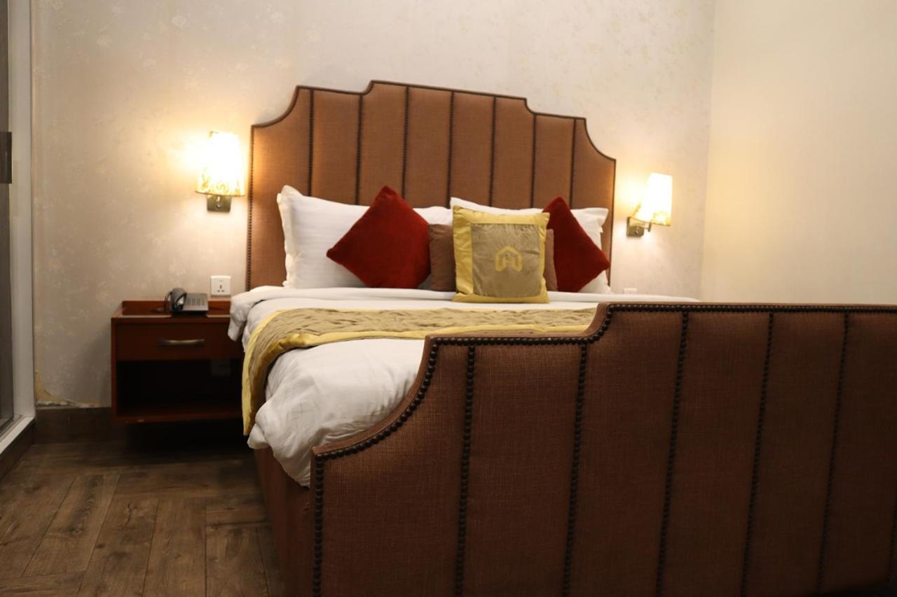 Hayyat Luxury Hotel Suites لاهور المظهر الخارجي الصورة