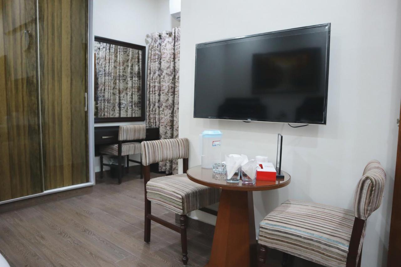 Hayyat Luxury Hotel Suites لاهور المظهر الخارجي الصورة