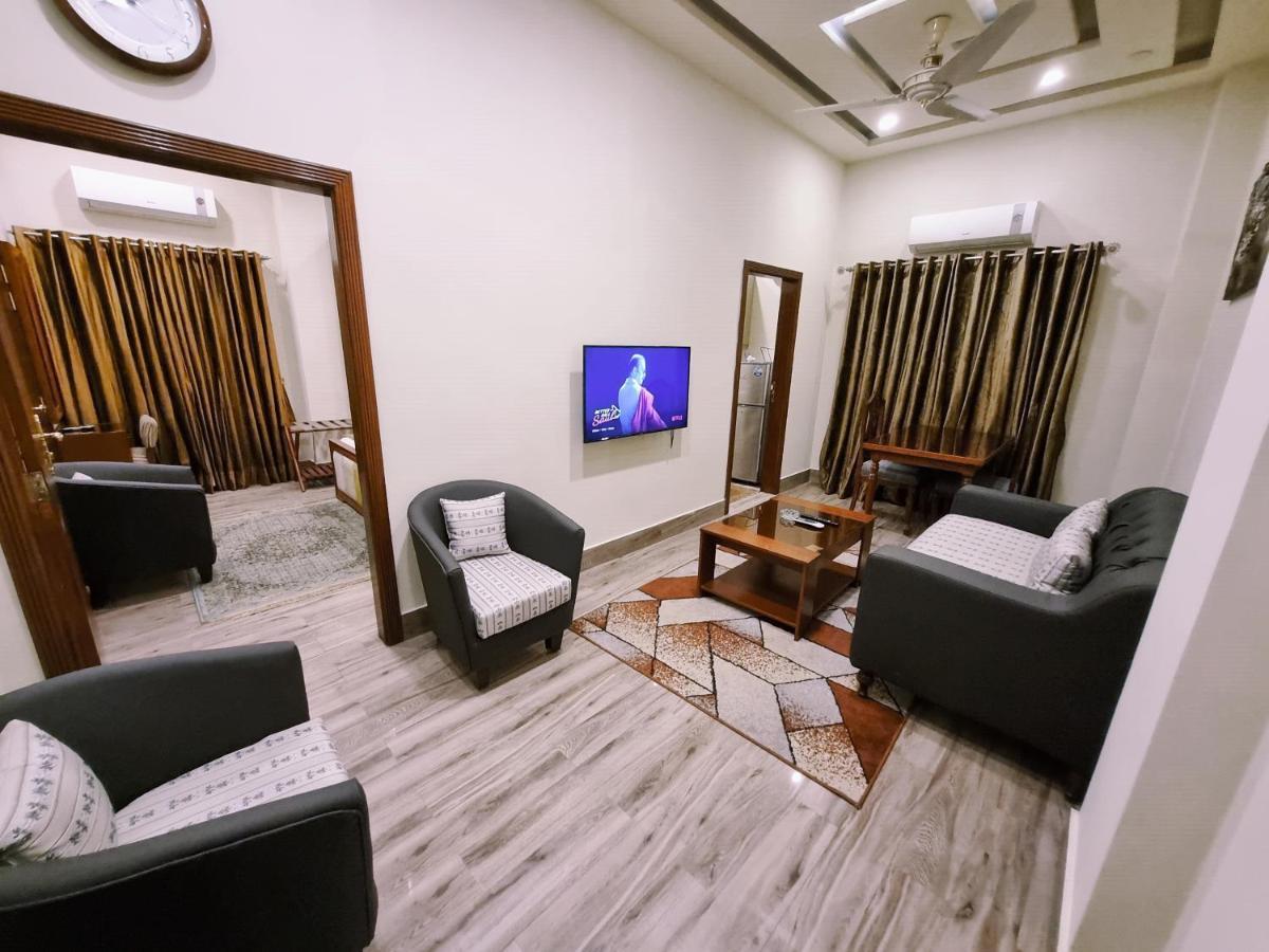 Hayyat Luxury Hotel Suites لاهور المظهر الخارجي الصورة